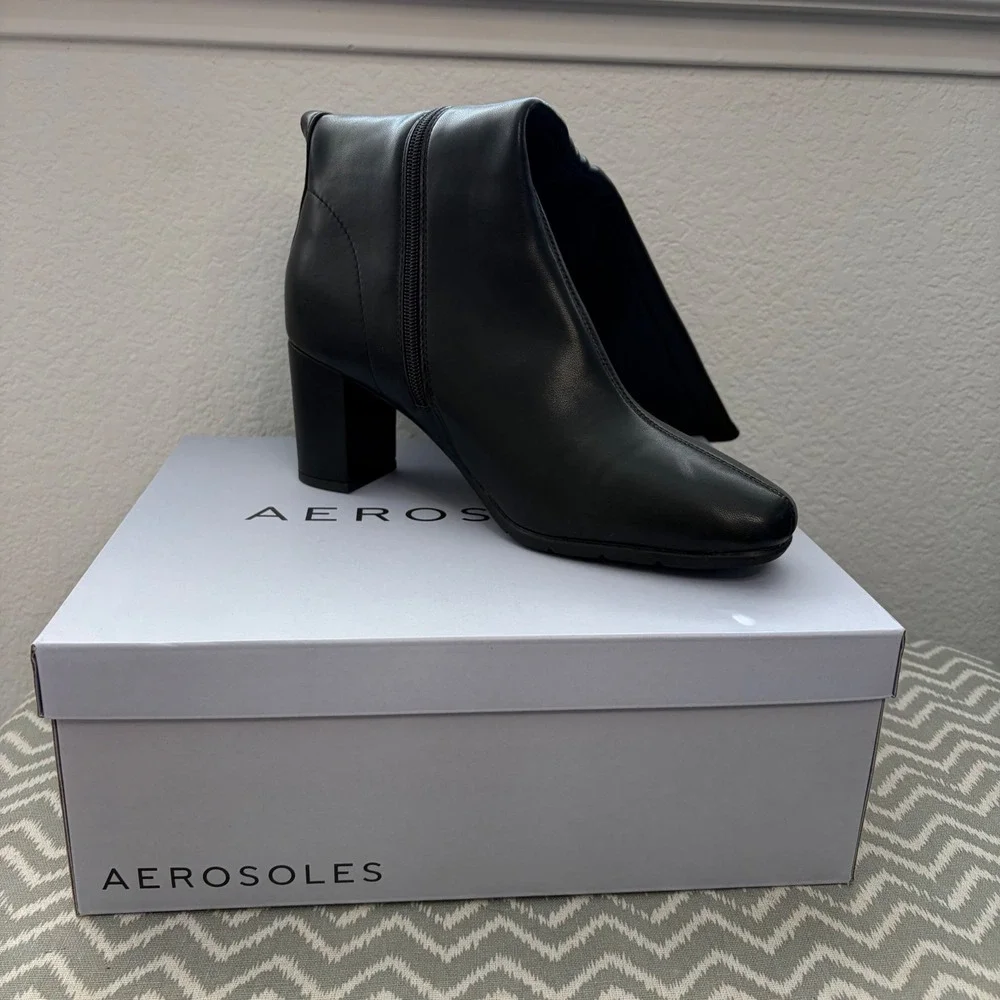 Aerosoles Micah Black Tall Stretch Boots Square Toe Block Heel Womens 11M A0303